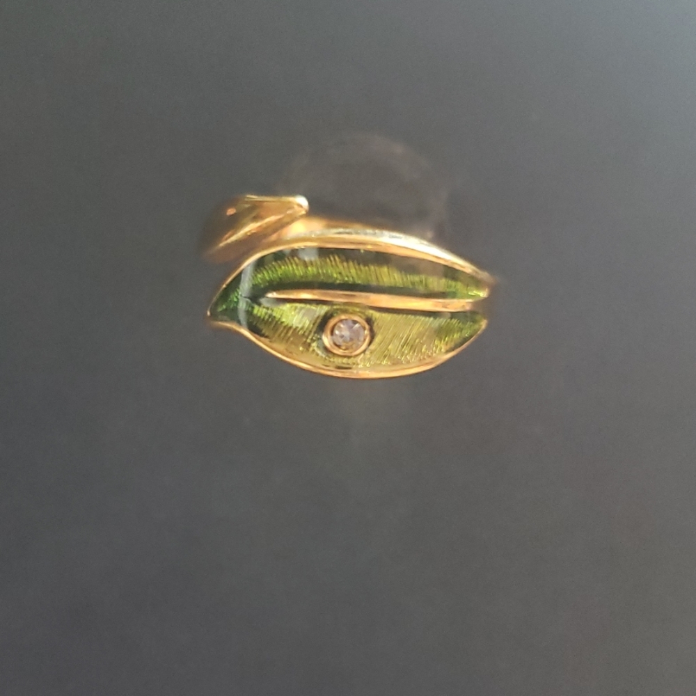 Vintage Avon Ring